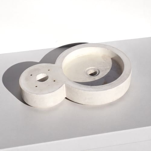 Base in cemento per fontanella in ferro