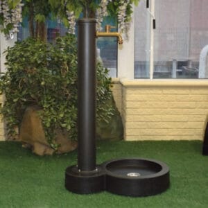 Esempio base in cemento per fontana in ferro